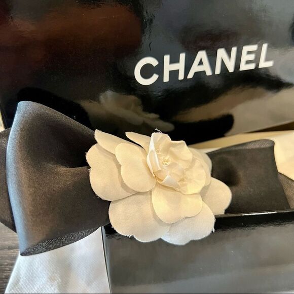 Chanel Authentic Camellia Flower Bow Hair Clip - Picture 1 of 10